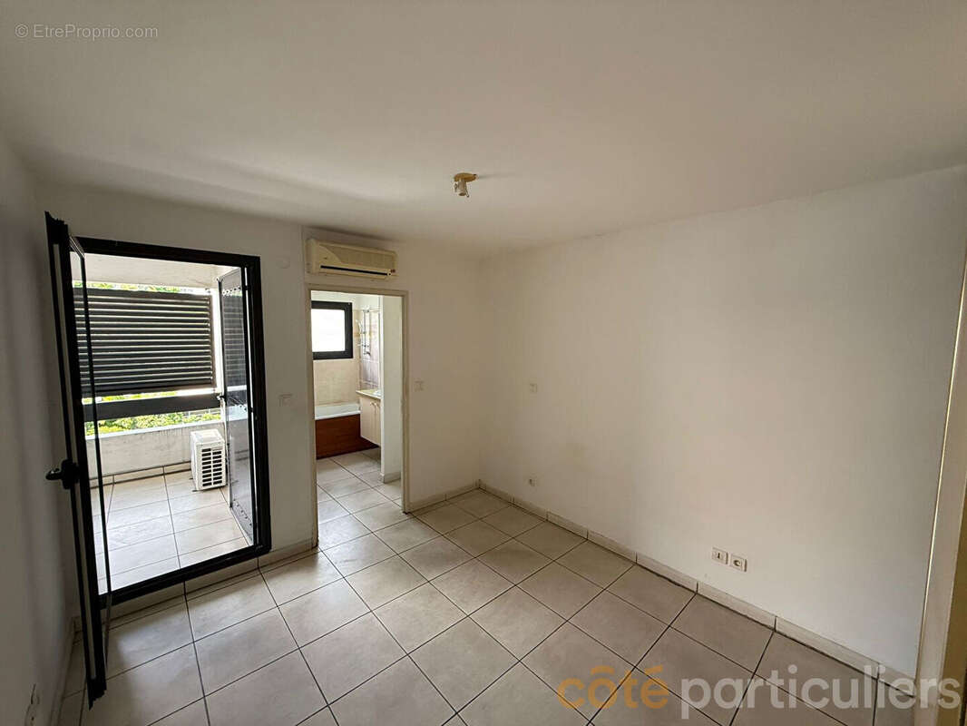 Appartement à SAINT-DENIS