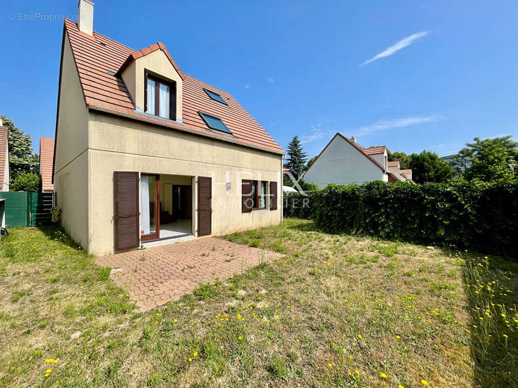 Maison à LE VESINET