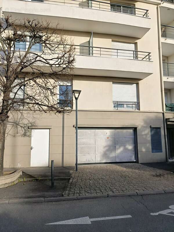 Parking à ARGENTEUIL