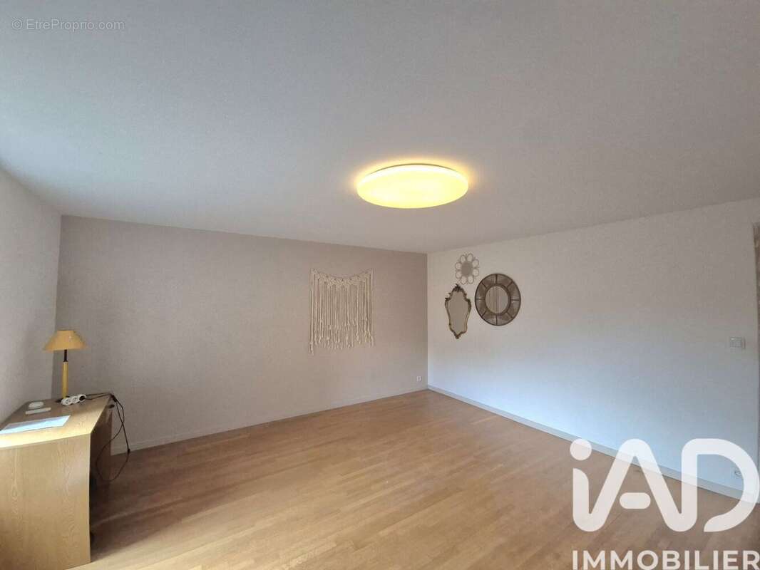 Maison 150 m² à Vannes-Le-Chatel  - photo 4