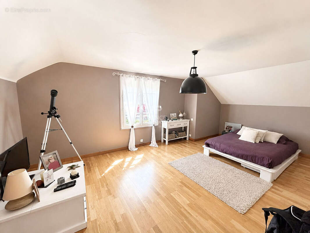 Maison Triel Sur Seine 7 pièce(s) 170 m2 - photo 10