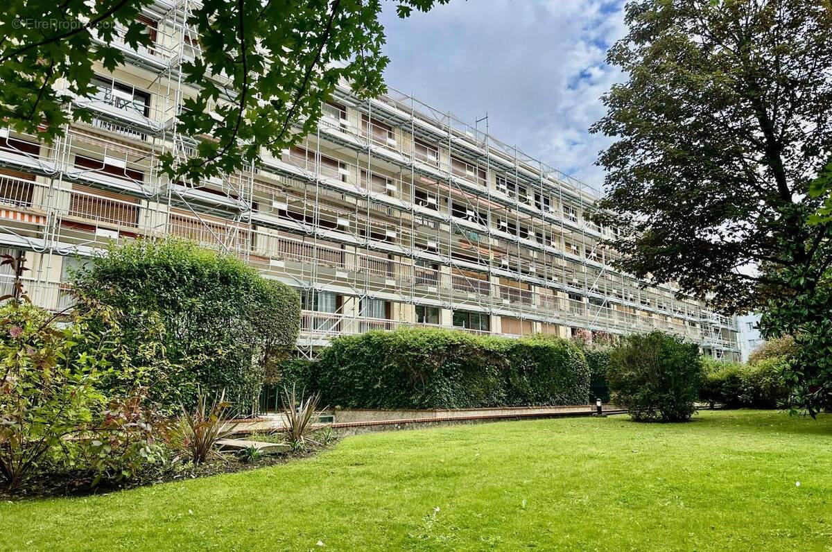 Appartement à NOGENT-SUR-MARNE