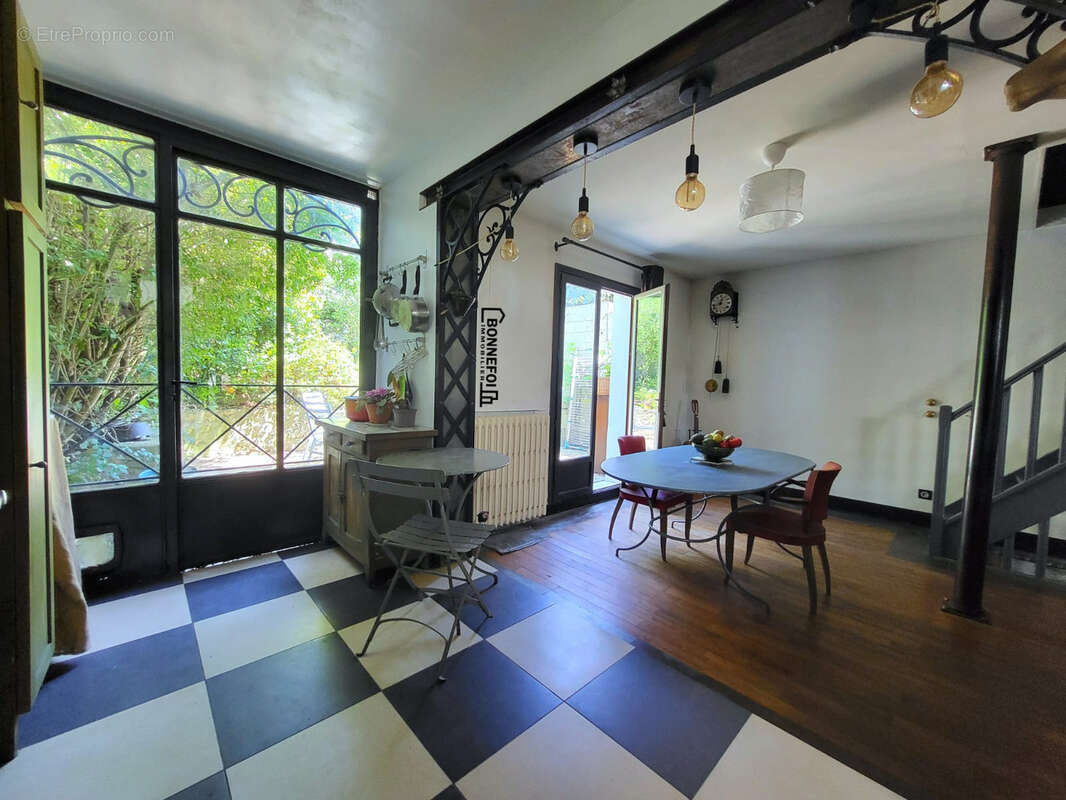 Maison à CHAMPIGNY-SUR-MARNE