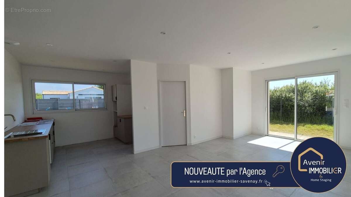 Maison 104 m² à Challans  - photo 2