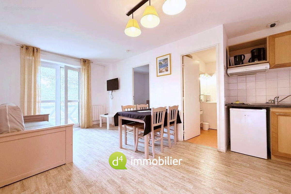 Appartement à CARNOUX-EN-PROVENCE