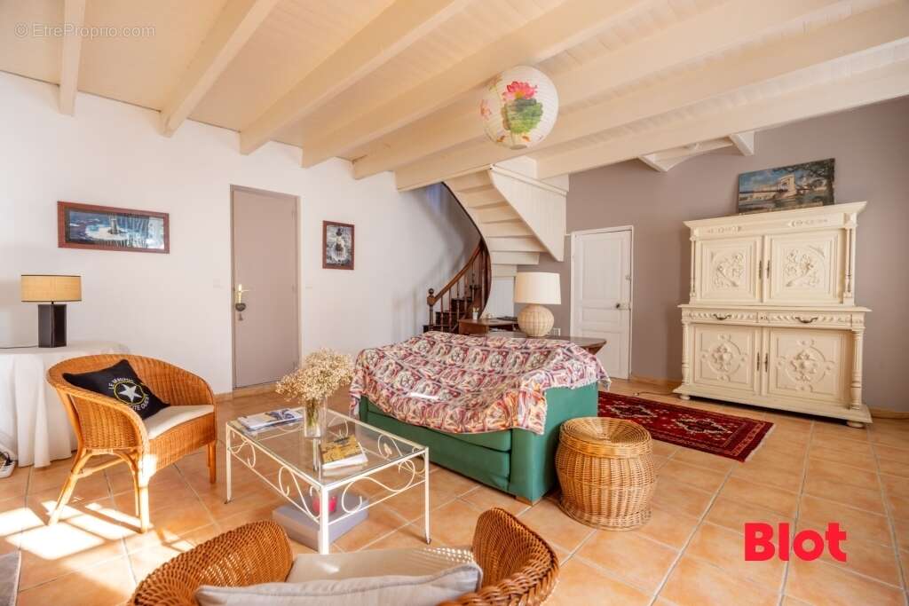 Maison à LE MINIHIC-SUR-RANCE