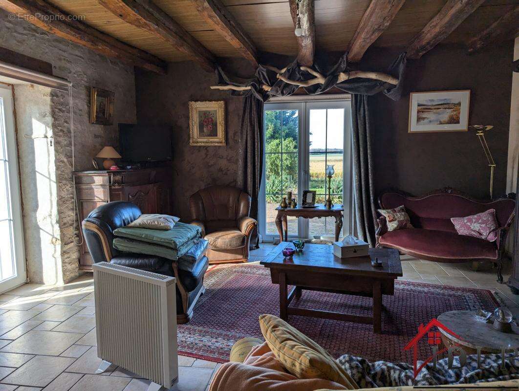 Maison à BROYE-AUBIGNEY-MONTSEUGNY
