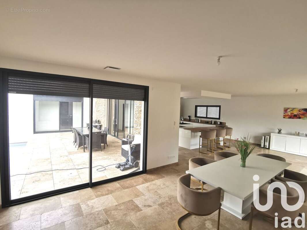 Photo 7 - Maison à VILLEVOCANCE