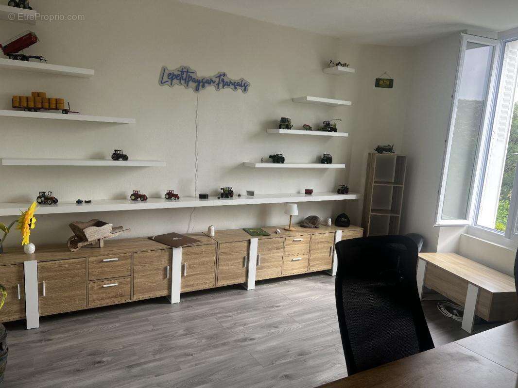 Maison 77 m² à Merigny  - photo 7