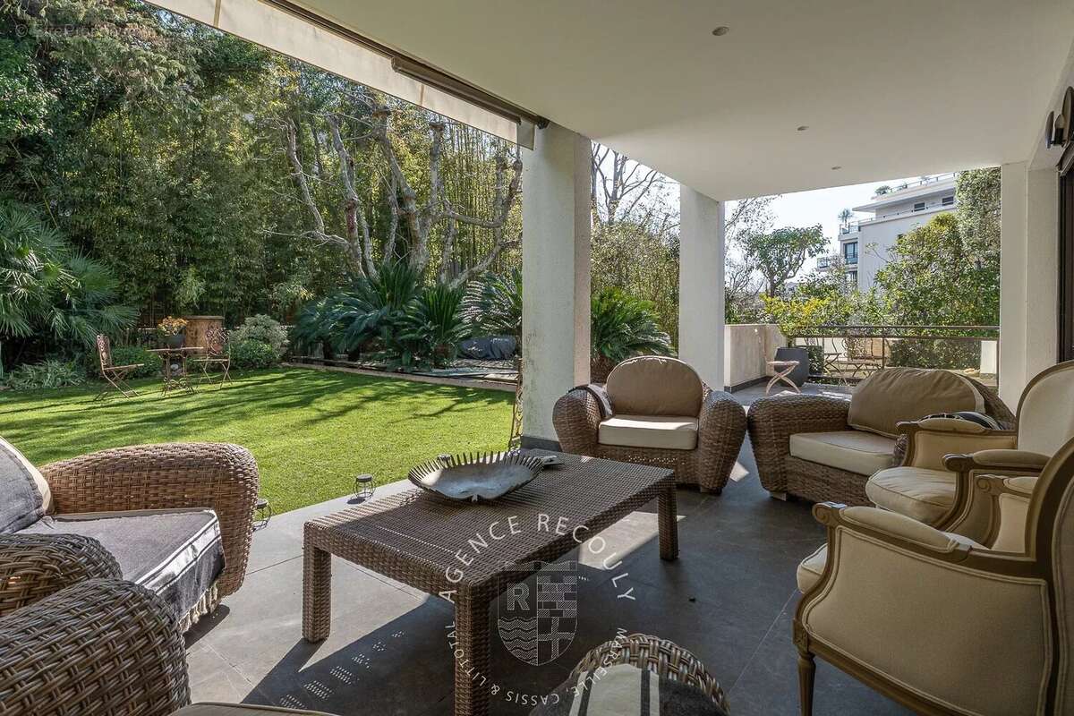 Appartement à MARSEILLE-8E