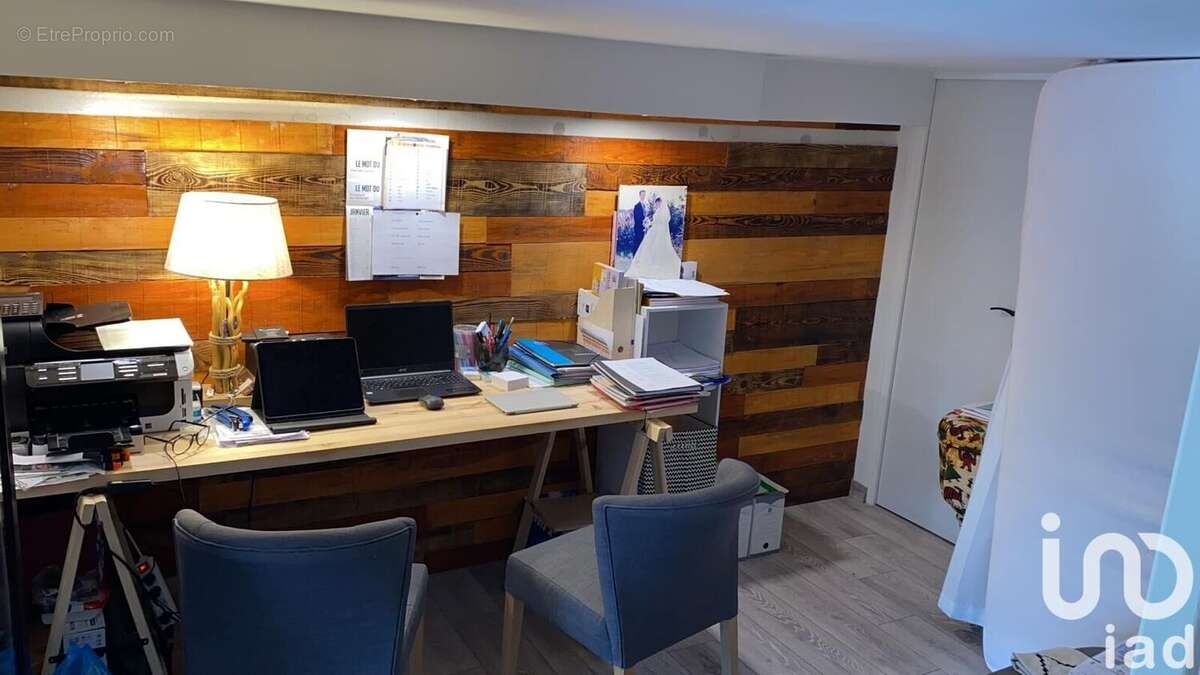 Photo 9 - Commerce à COGOLIN