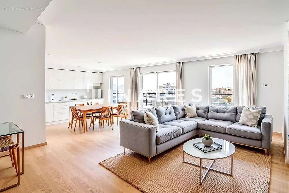 Appartement à MARSEILLE-8E