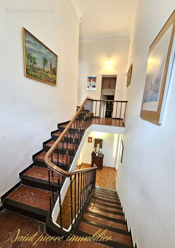 Superbe maison de maître à Saint mitre les remparts - photo 19