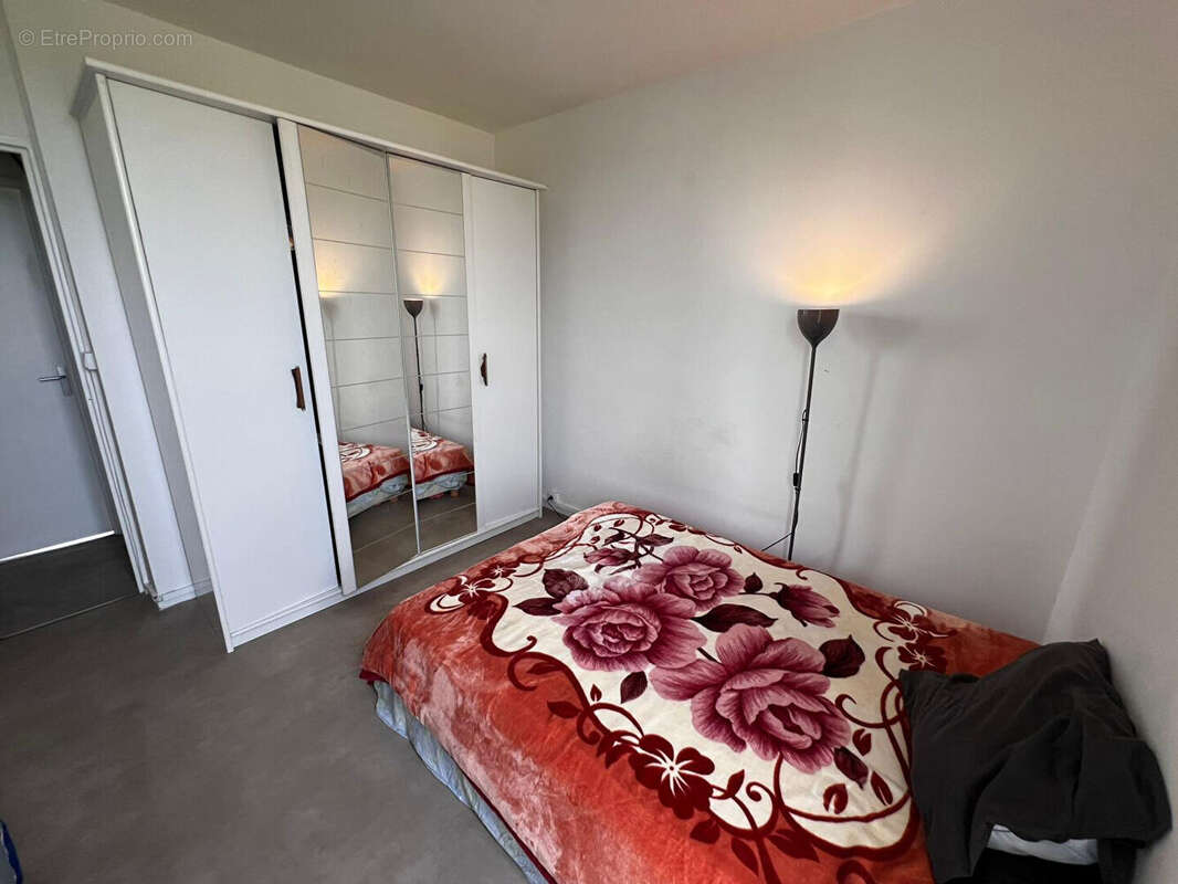 Appartement à PIERRELATTE