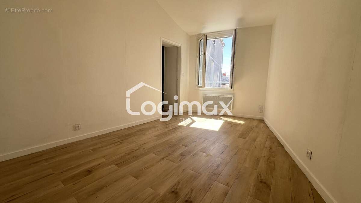 Appartement 32 m² à La Rochelle  - photo 4
