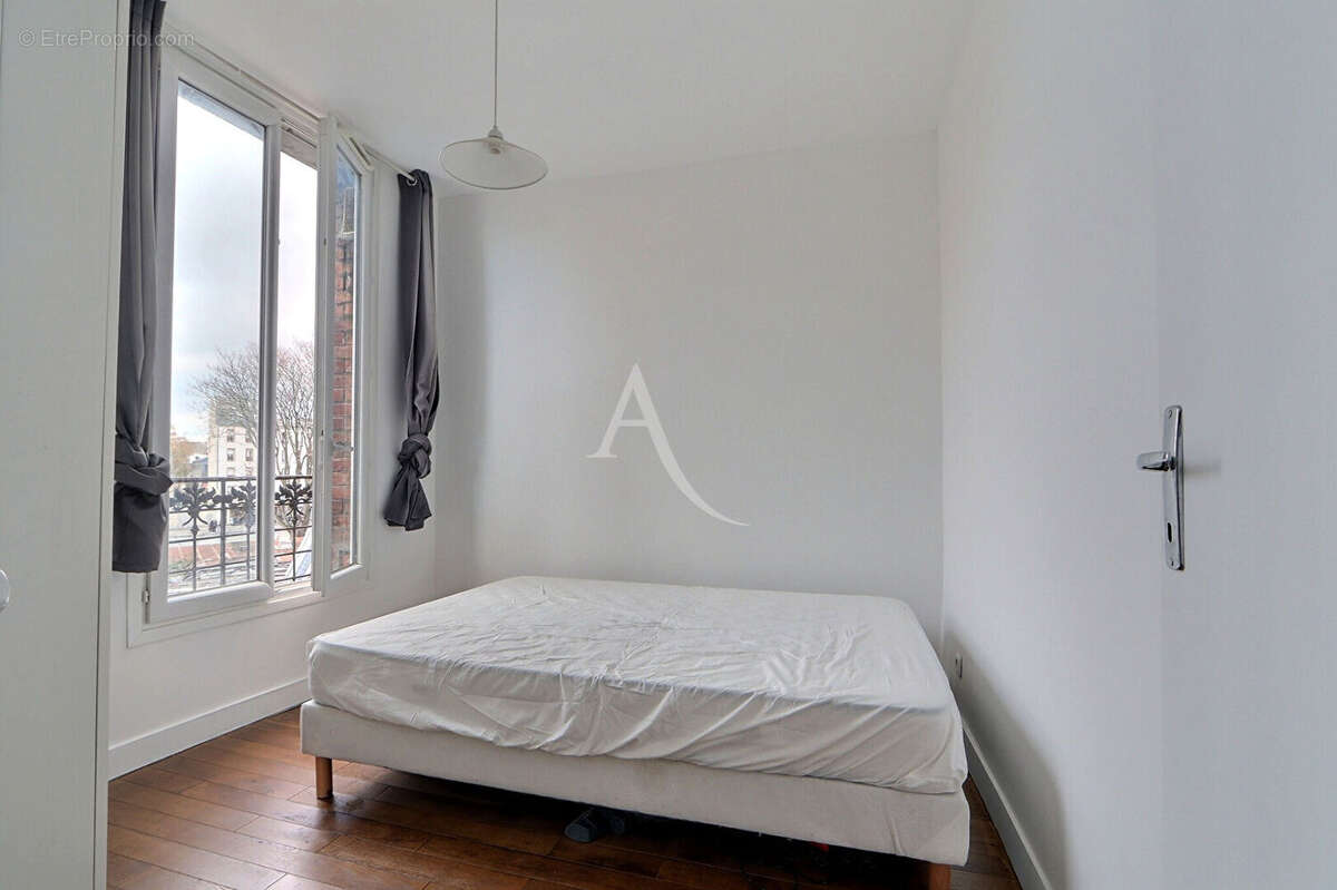 Appartement à AUBERVILLIERS