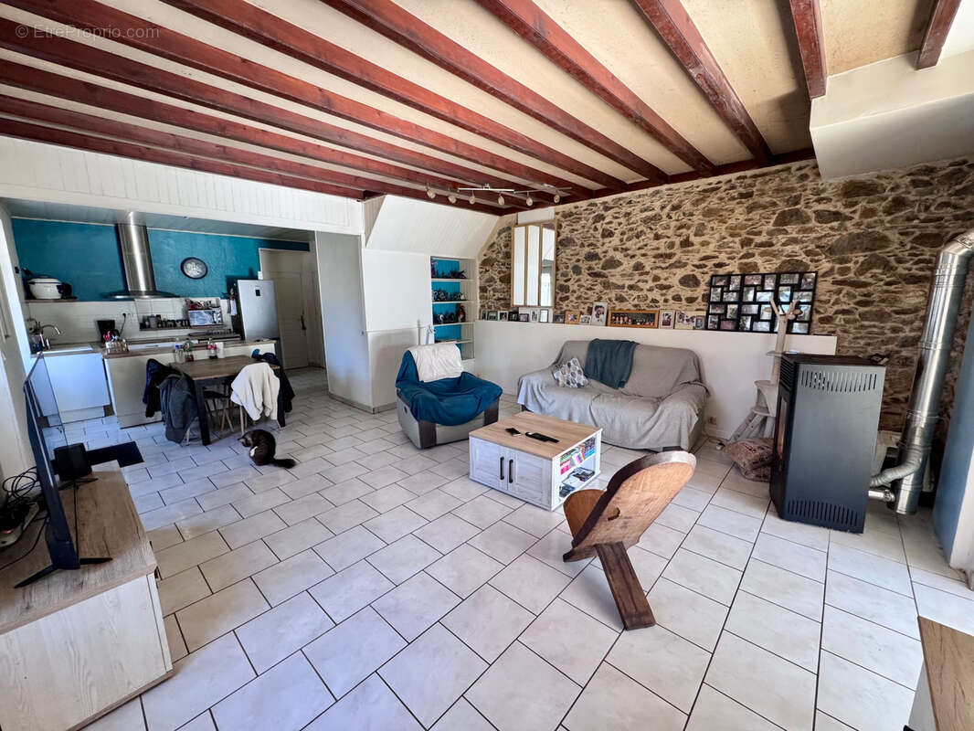 Maison à CORCOUE-SUR-LOGNE