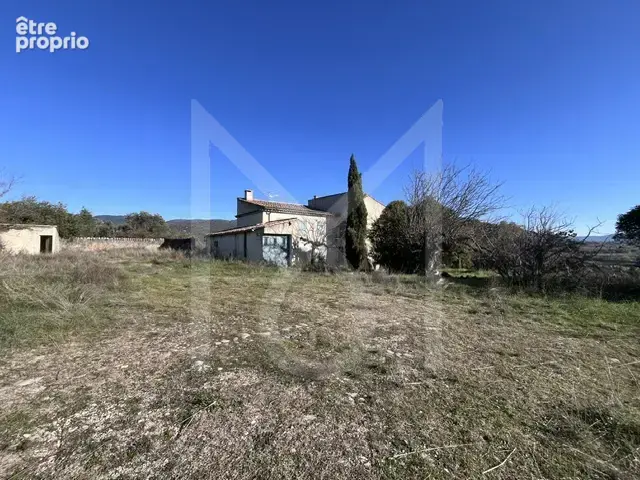 Villars   maison de 153 m2 avec deux studios indépendants sur 19 231 m2 de terrain - photo 2