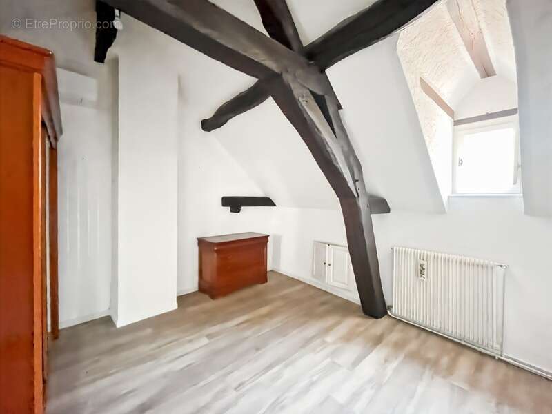 Maison à SAINT-YTHAIRE