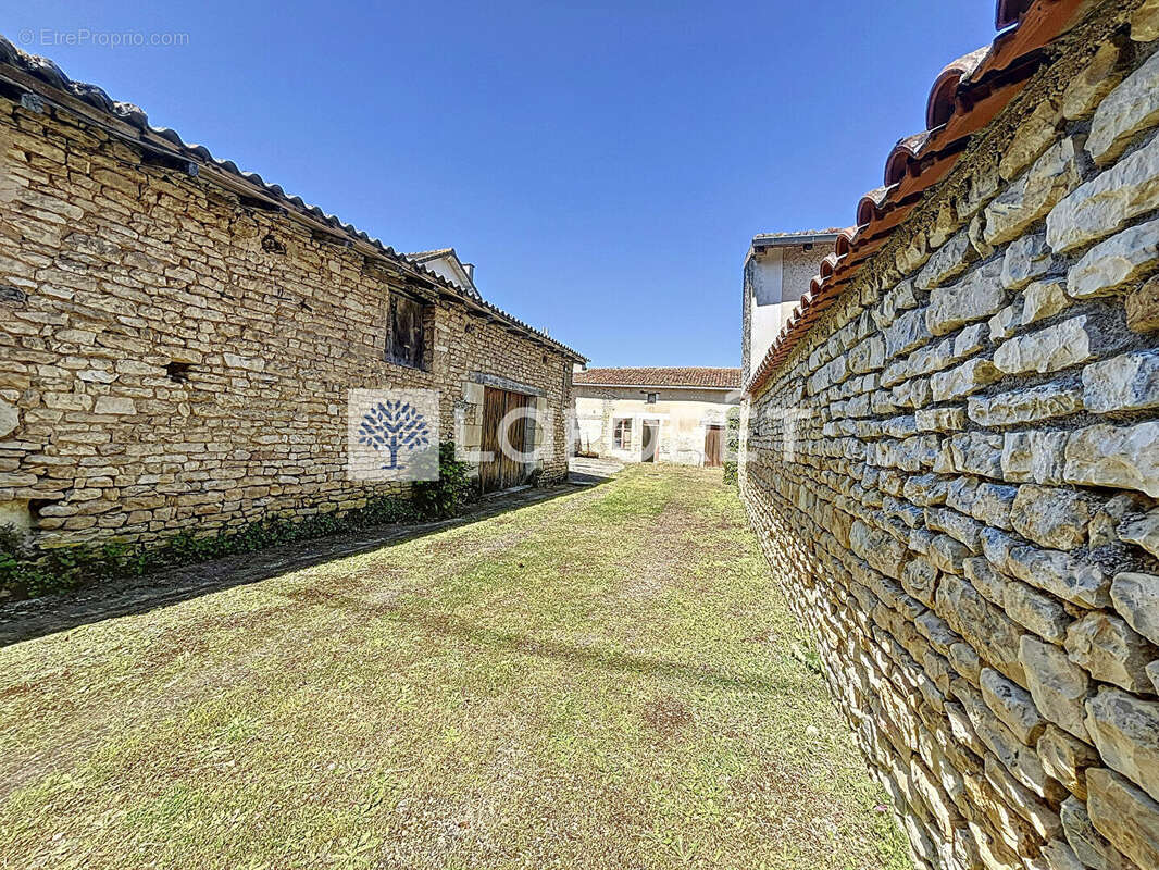 Maison à CHABOURNAY