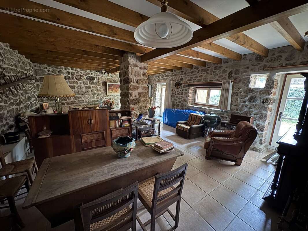 Maison à SAINT-ANDEOL-DE-VALS