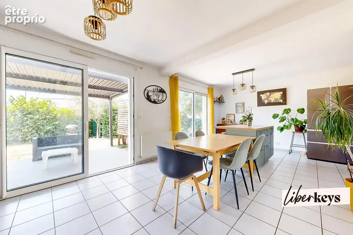 Maison - 5 pièces -97m2 - photo 2