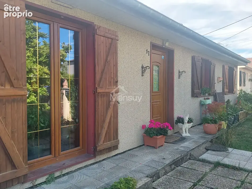 Maison à LANDRES