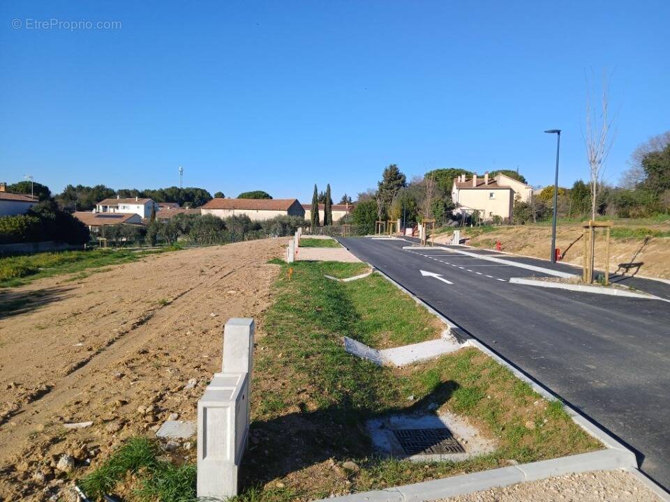 Terrain à MUS