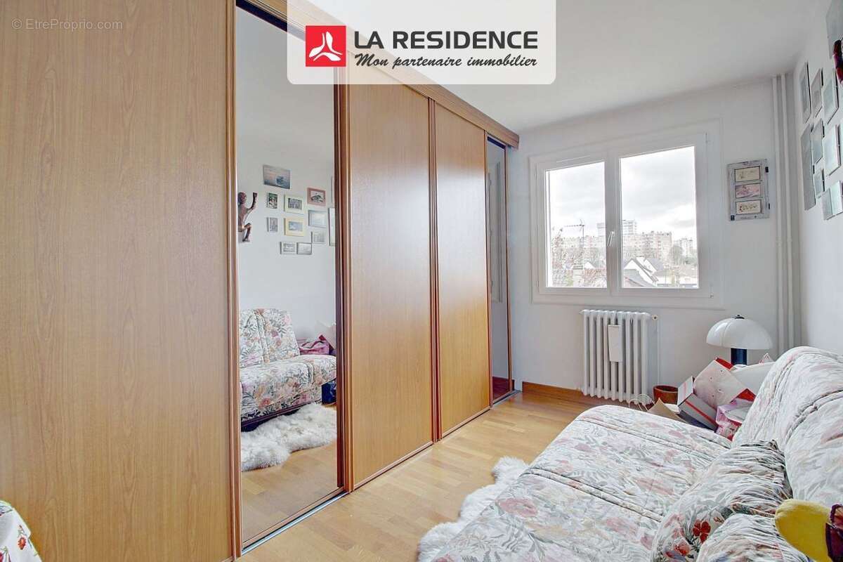 Appartement à SAINT-ETIENNE-DU-ROUVRAY