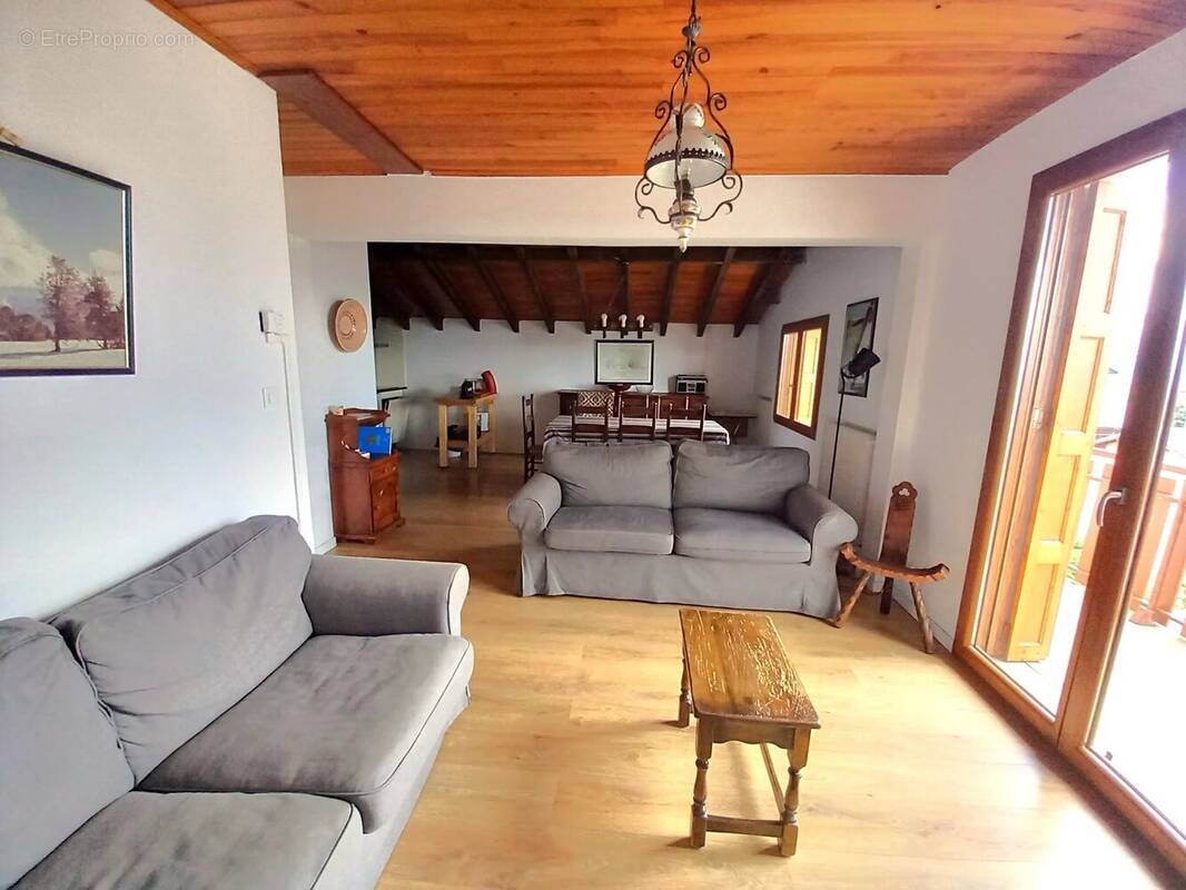 Appartement à FONT-ROMEU-ODEILLO-VIA