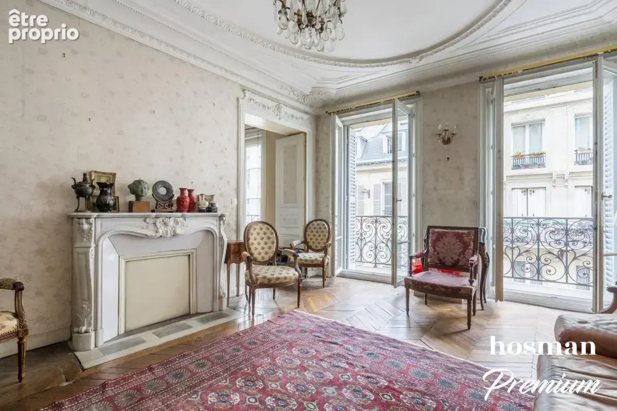 A rénover - 5 pièces de 120 m² - Rue Du Faubourg Poissonnière - photo 6