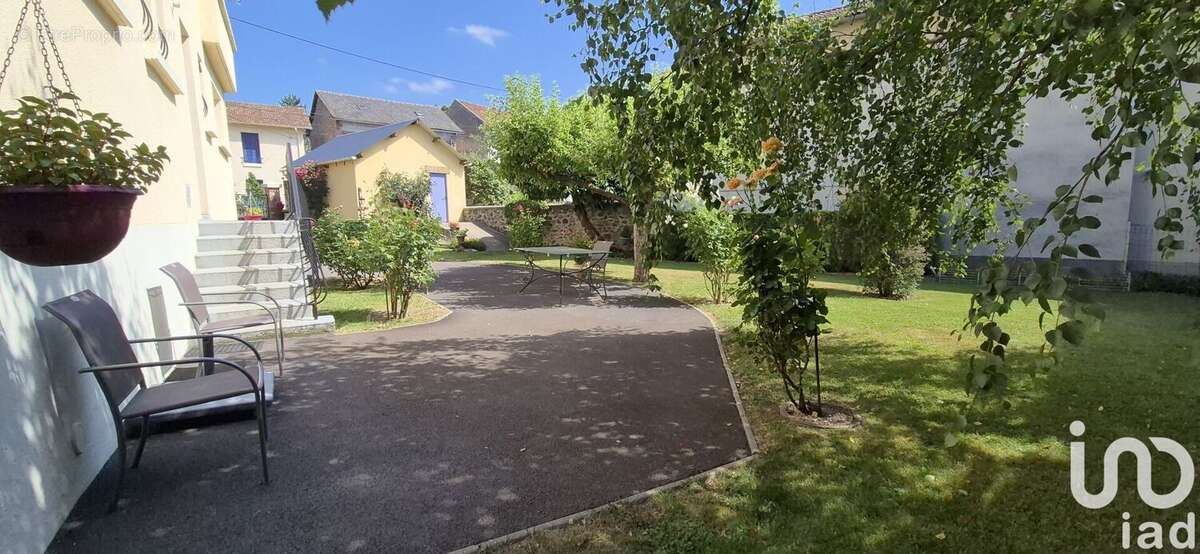 Photo 2 - Maison à AURILLAC