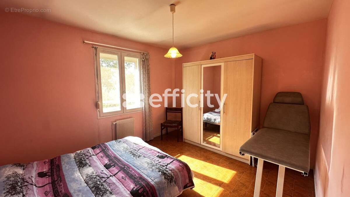 Maison 90 m² à Bollene  - photo 7