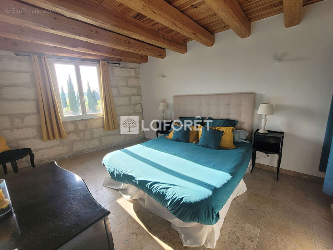 Mas en pierre composé de 3 appartements + parcelle de terrain nue 1833 m² - photo 9