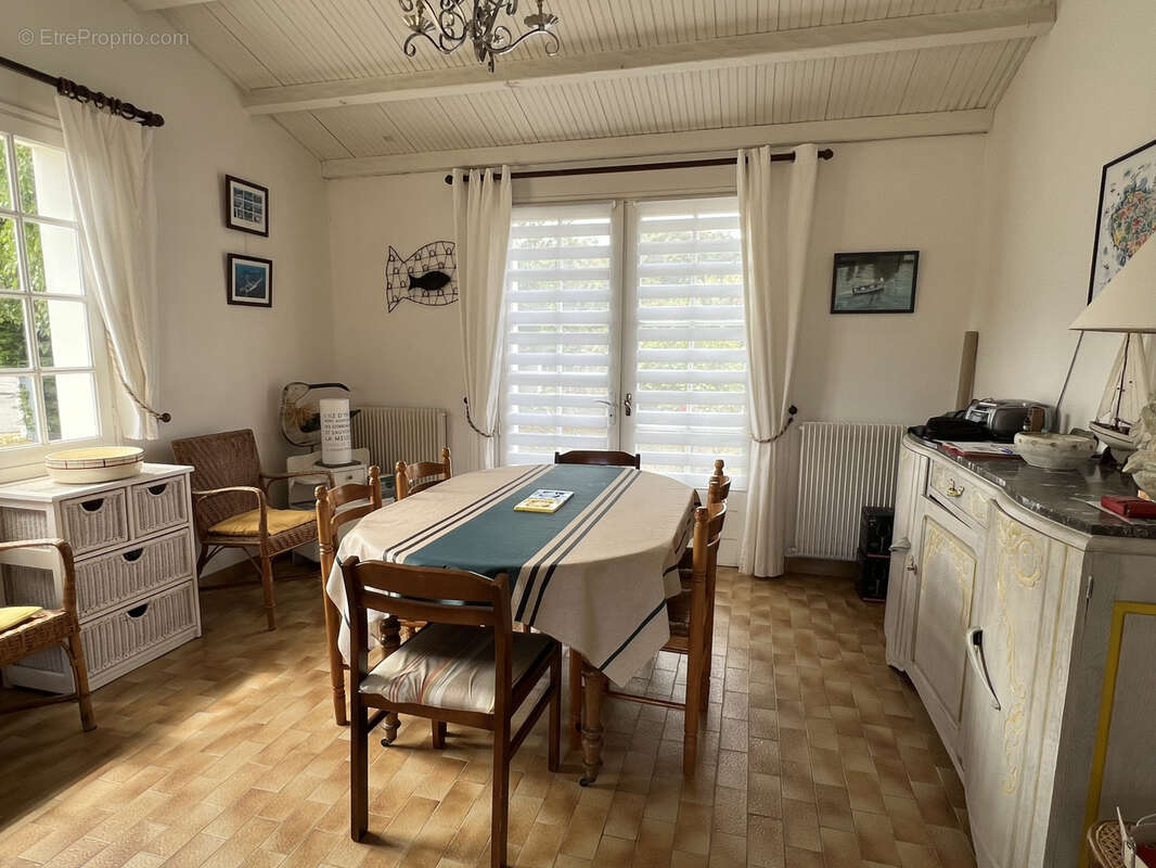 Maison familiale à deux pas des commerces - photo 11