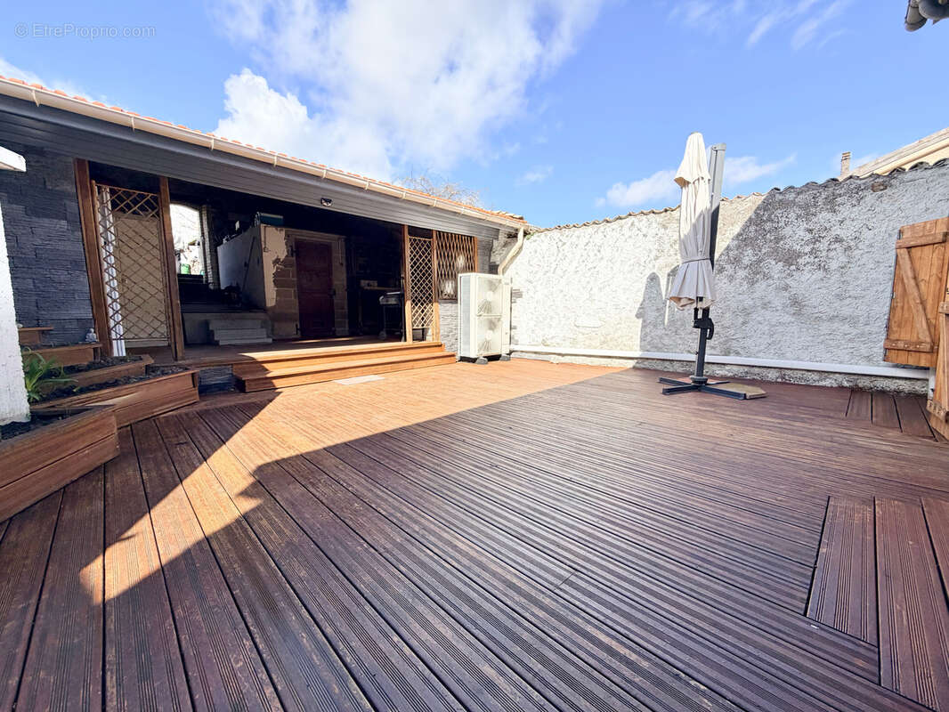 Maison à CHOLOY-MENILLOT