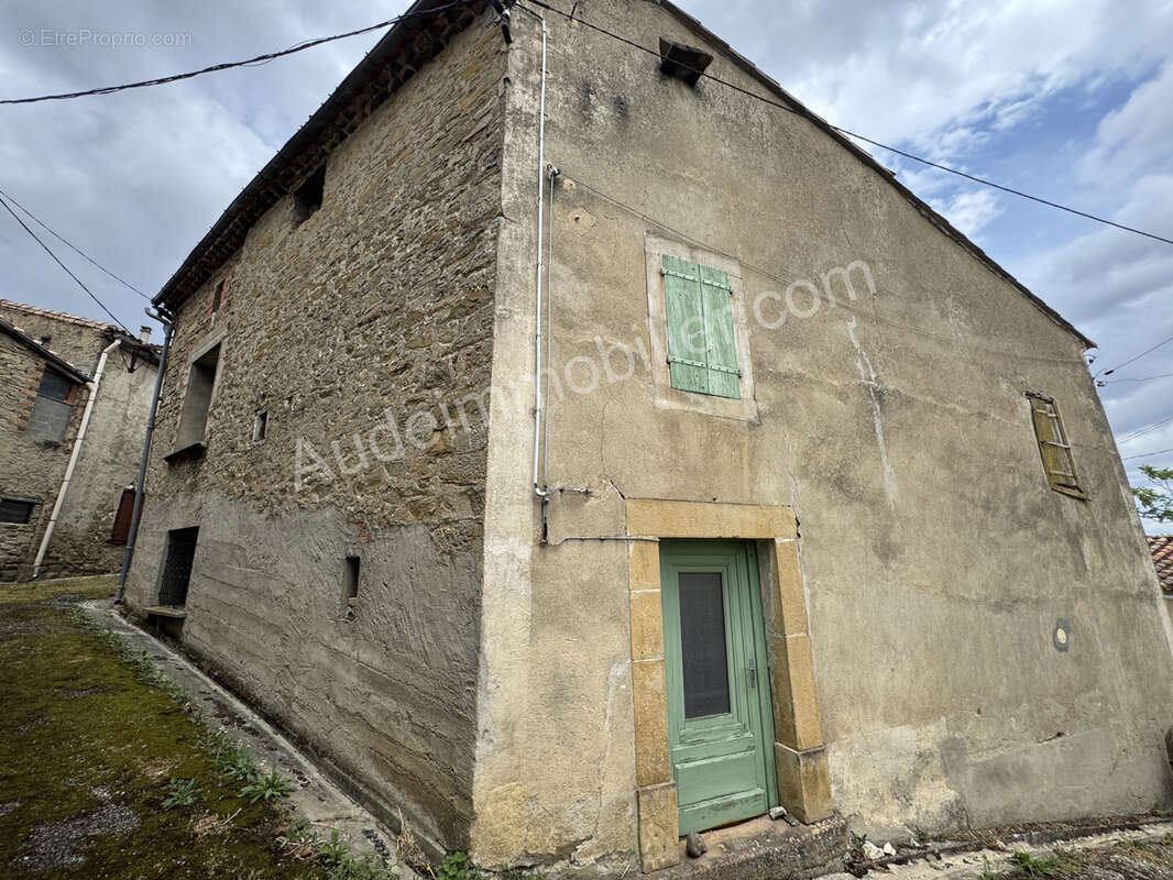 Ensemble immobilier avec jardinet - photo 3