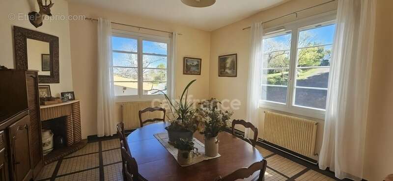 DPT LANDES (40) - SAMADET - A vendre Maison de campagne de 131 m², 7 pièces - Terrain de 37 844 m² - photo 4