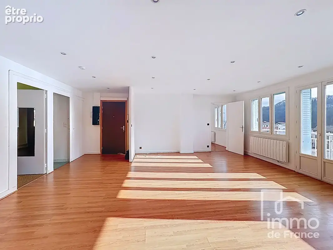 Appartement Bellegarde Sur Valserine 3 pièce(s) 80 m2 - photo 11