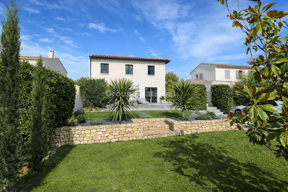 Maison à CHATEAUNEUF-DU-PAPE