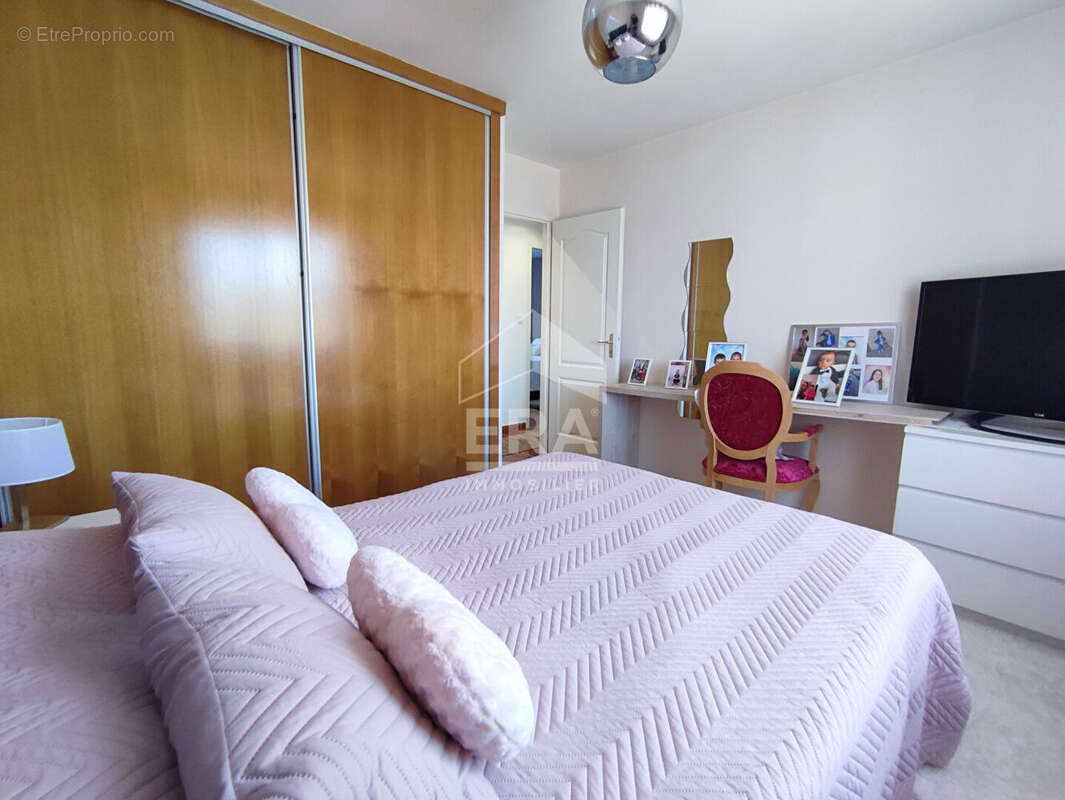 Maison à LE DESCHAUX