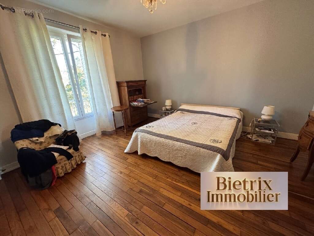 Maison à L&#039;ISLE-ADAM