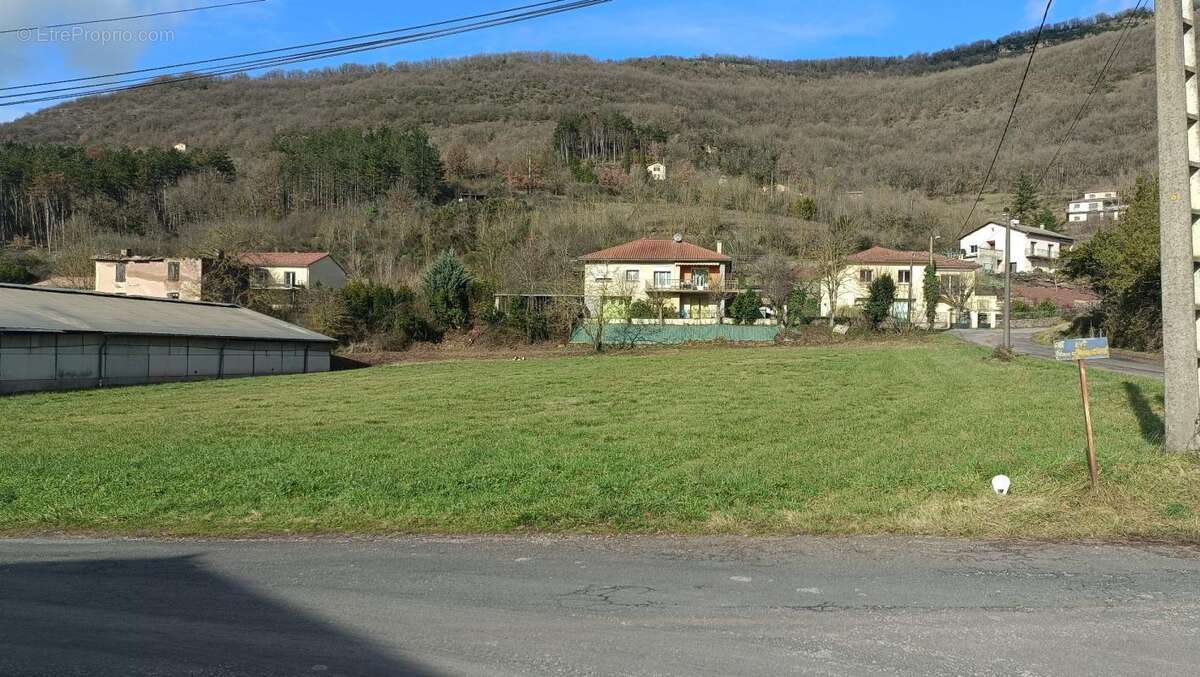 Terrain à SAINT-AFFRIQUE
