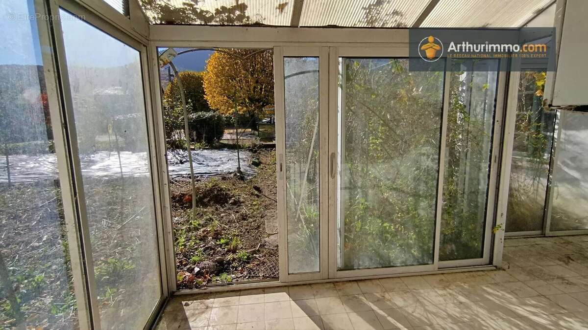 Maison à L&#039;AIGUILLON