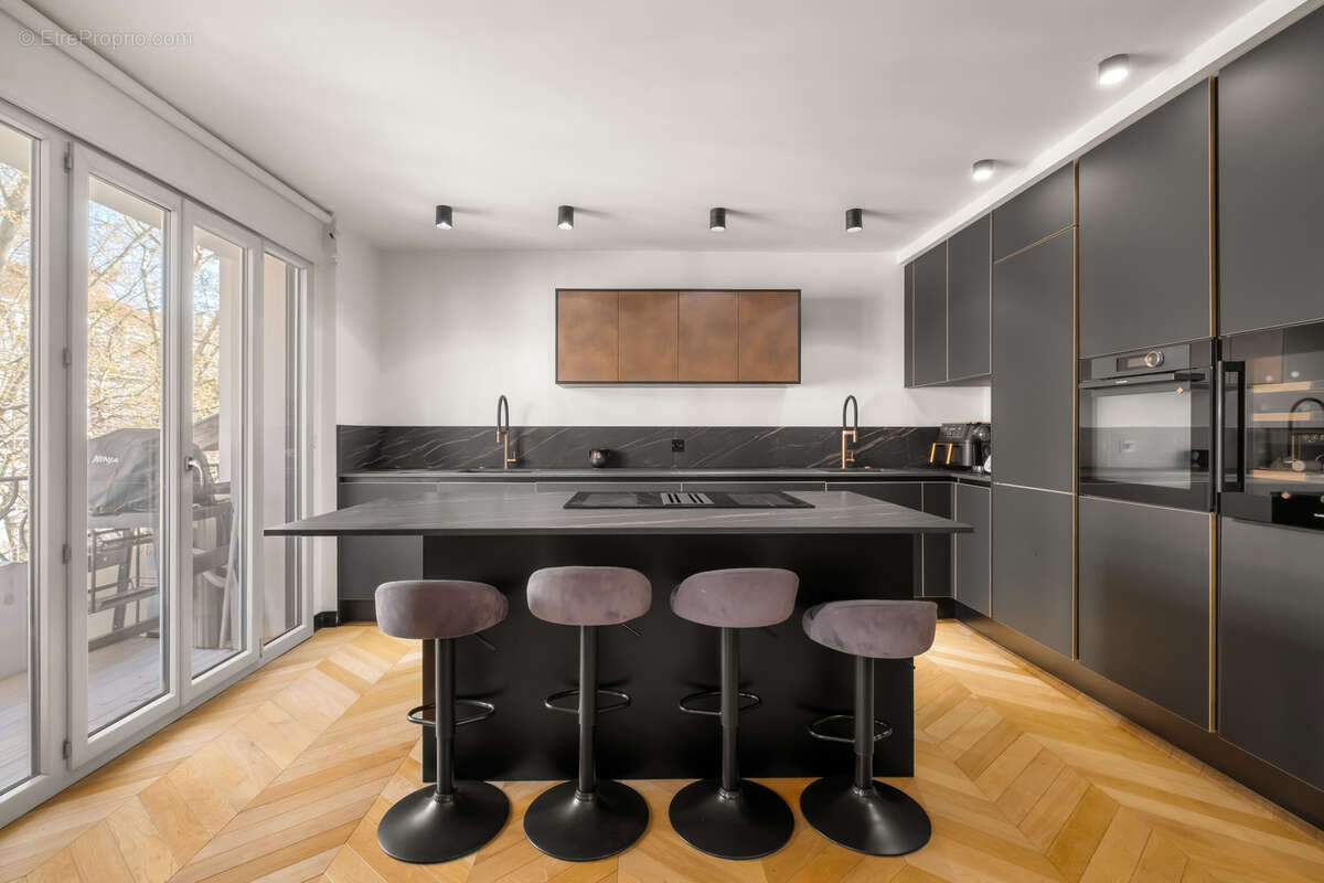 Appartement à LYON-6E