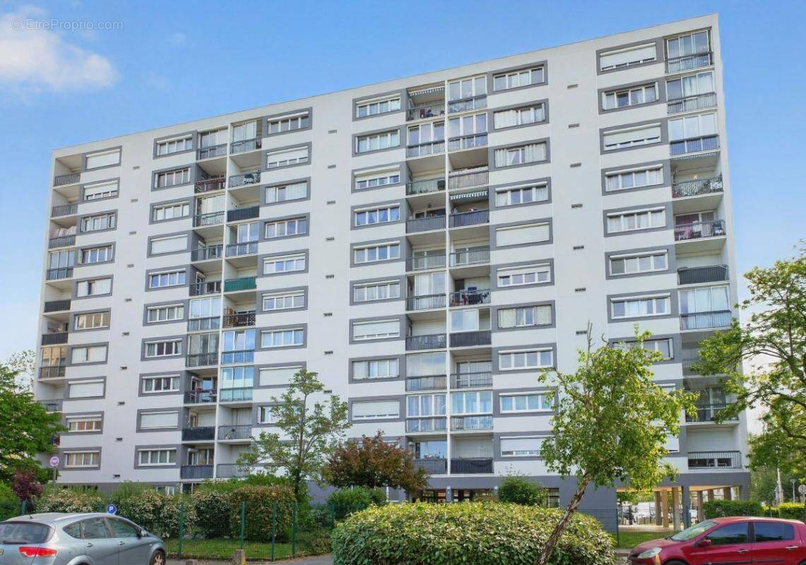 Appartement à NEUILLY-SUR-MARNE