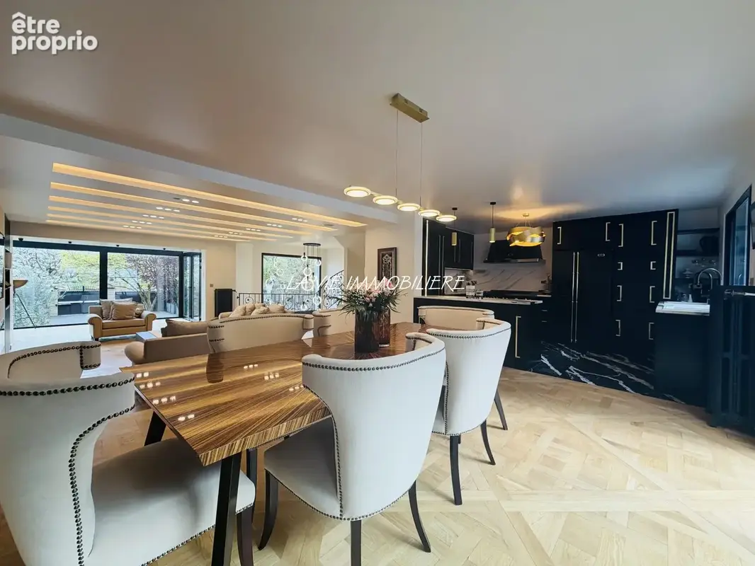 Maison 6 pièces 233 m² à vendre à Le Perreux-Sur-Marne (94170) - photo 3
