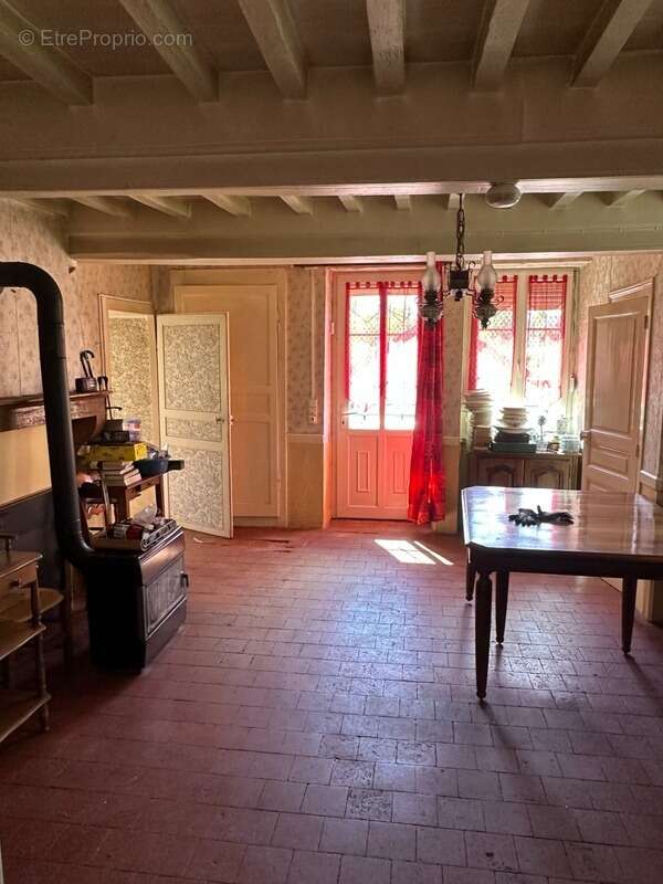 Maison à TORCY-ET-POULIGNY