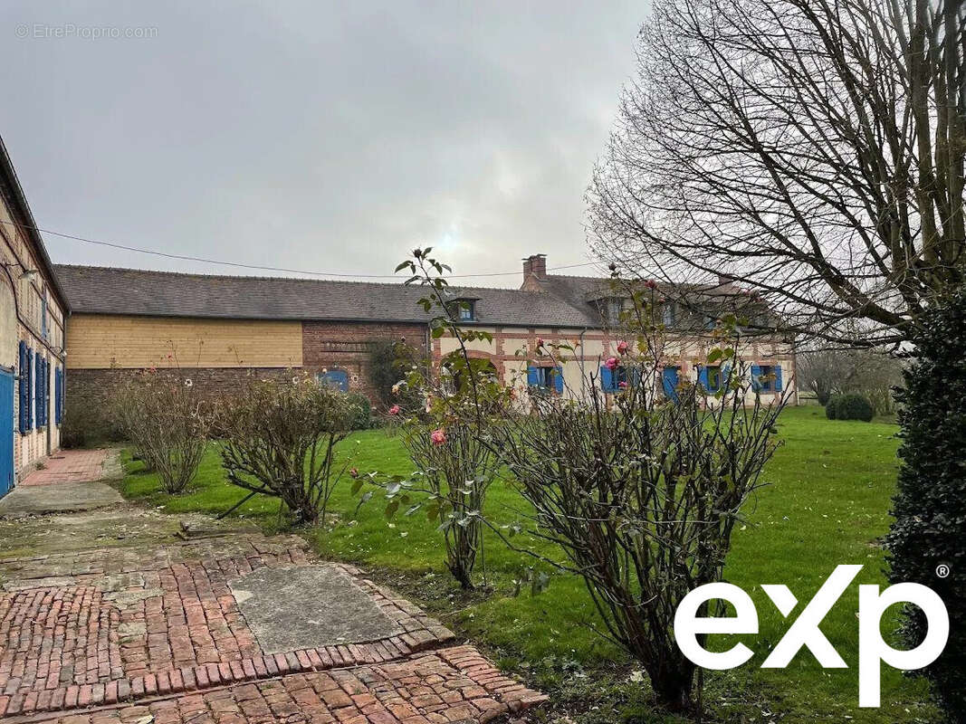 Maison à ONS-EN-BRAY