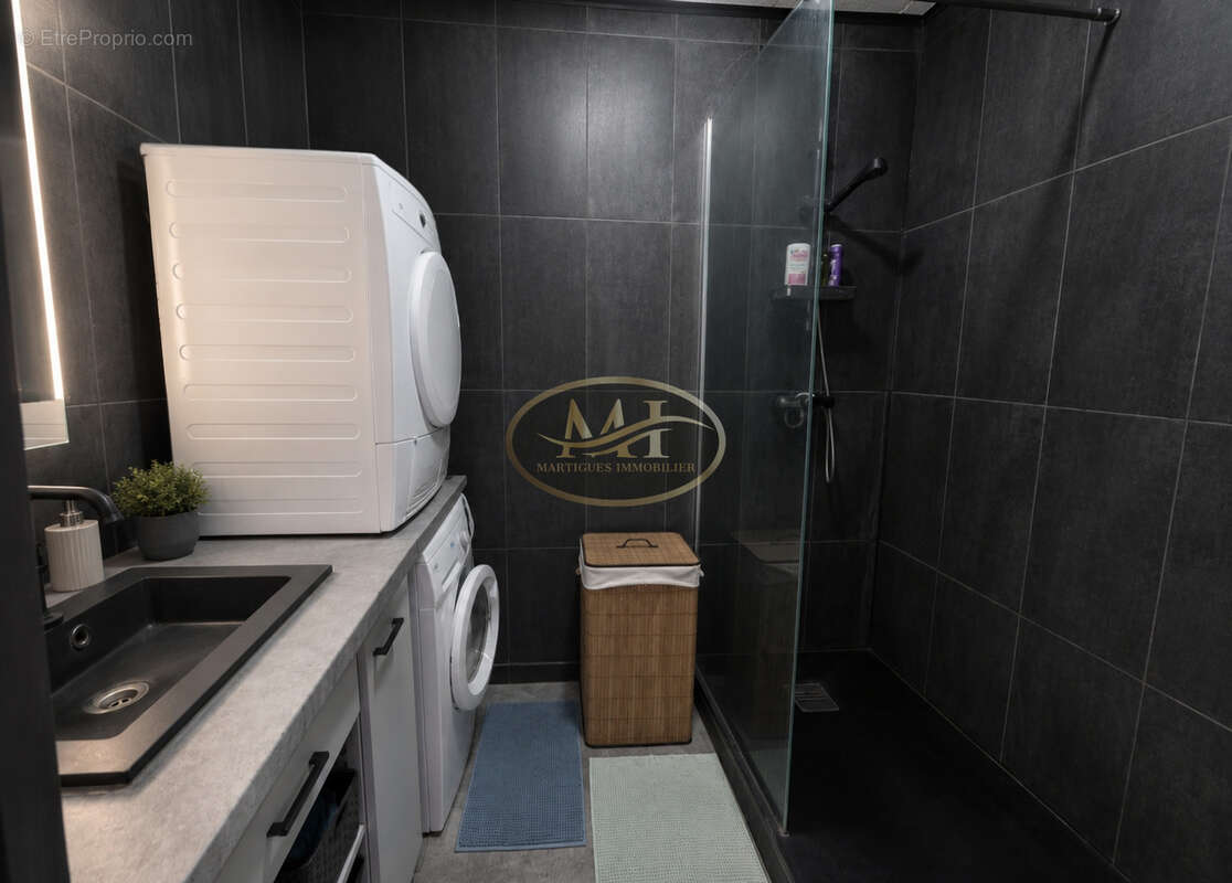 Appartement à PORT-DE-BOUC